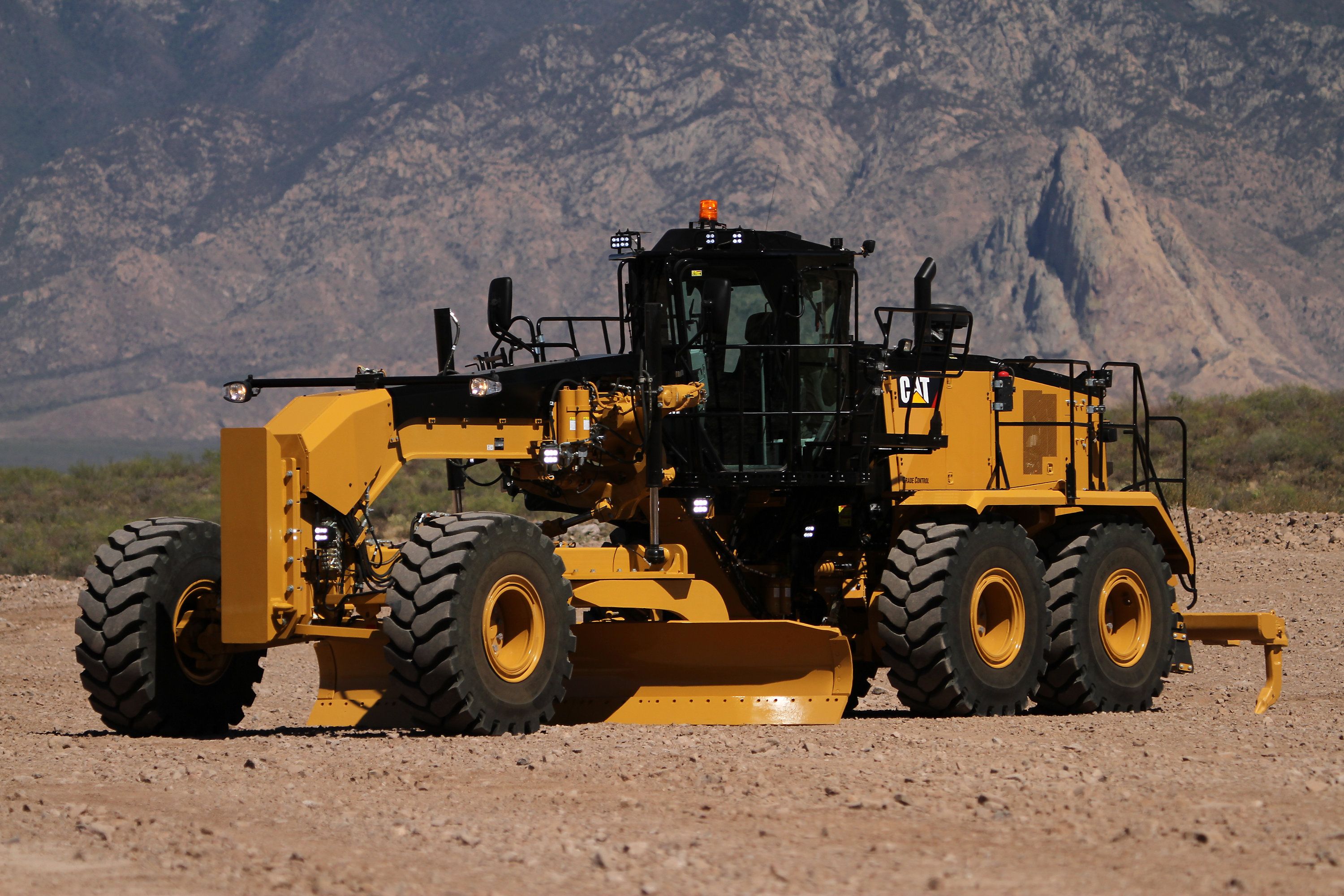 Asphalt Paver Finisher